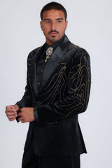 Barabas Wholesale Men's Velvet Rhinestones Design Peak Lapel Blazer 5BL20 Black Gold
