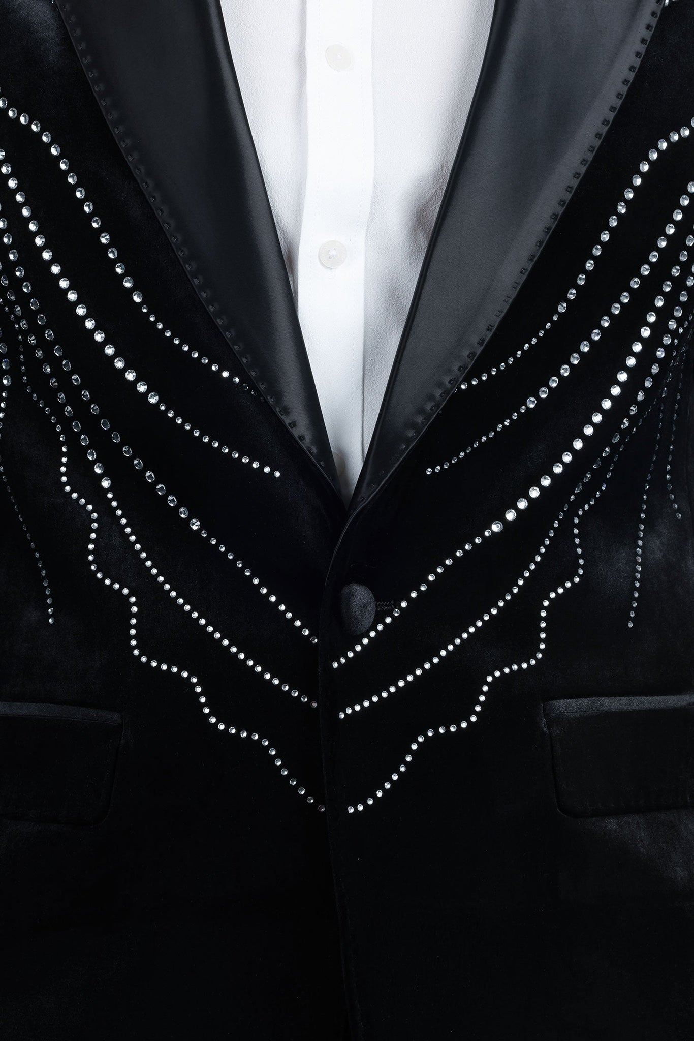 Barabas Wholesale Men's Velvet Rhinestones Design Peak Lapel Blazer 5BL20 Black Silver