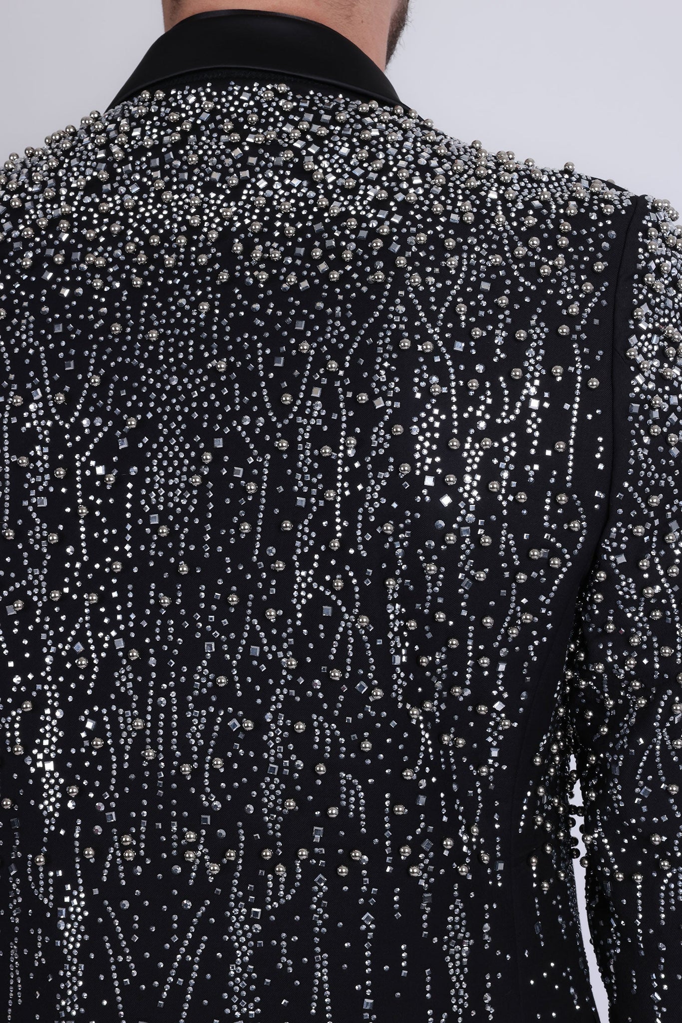 Barabas Wholesale Men's Rhinestones Beaded Design Peak Lapel Blazer 5EBL01 Black Silver