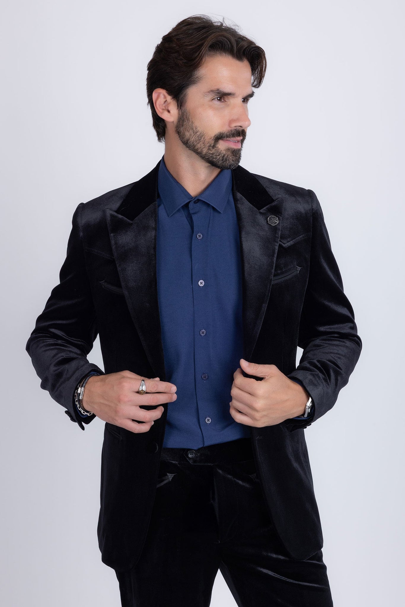 Barabaas Wholesale Men's Velvet Luxury Formal Wear Peak Lapel Suit 5SU51 Black