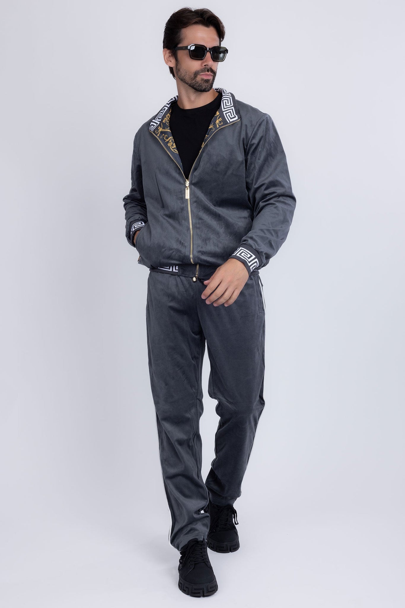 Barabas Wholesale Men's Casual Street Medusa Greek Pattern Tracksuits JJ900 Charcoal