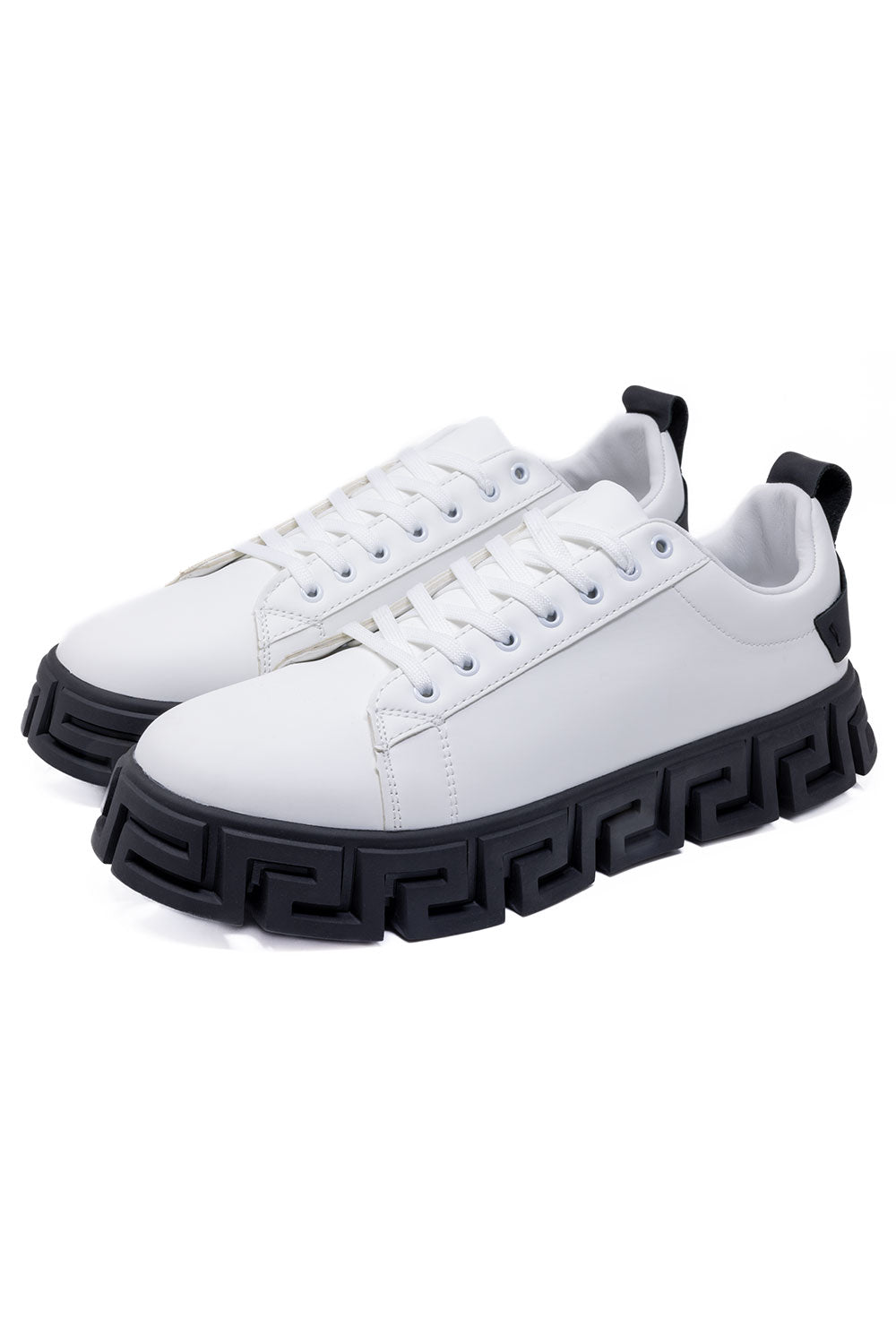 Barabas Men's Wholesale  Greek Key Sole Pattern Premium Sneakers 4SK06 White Black